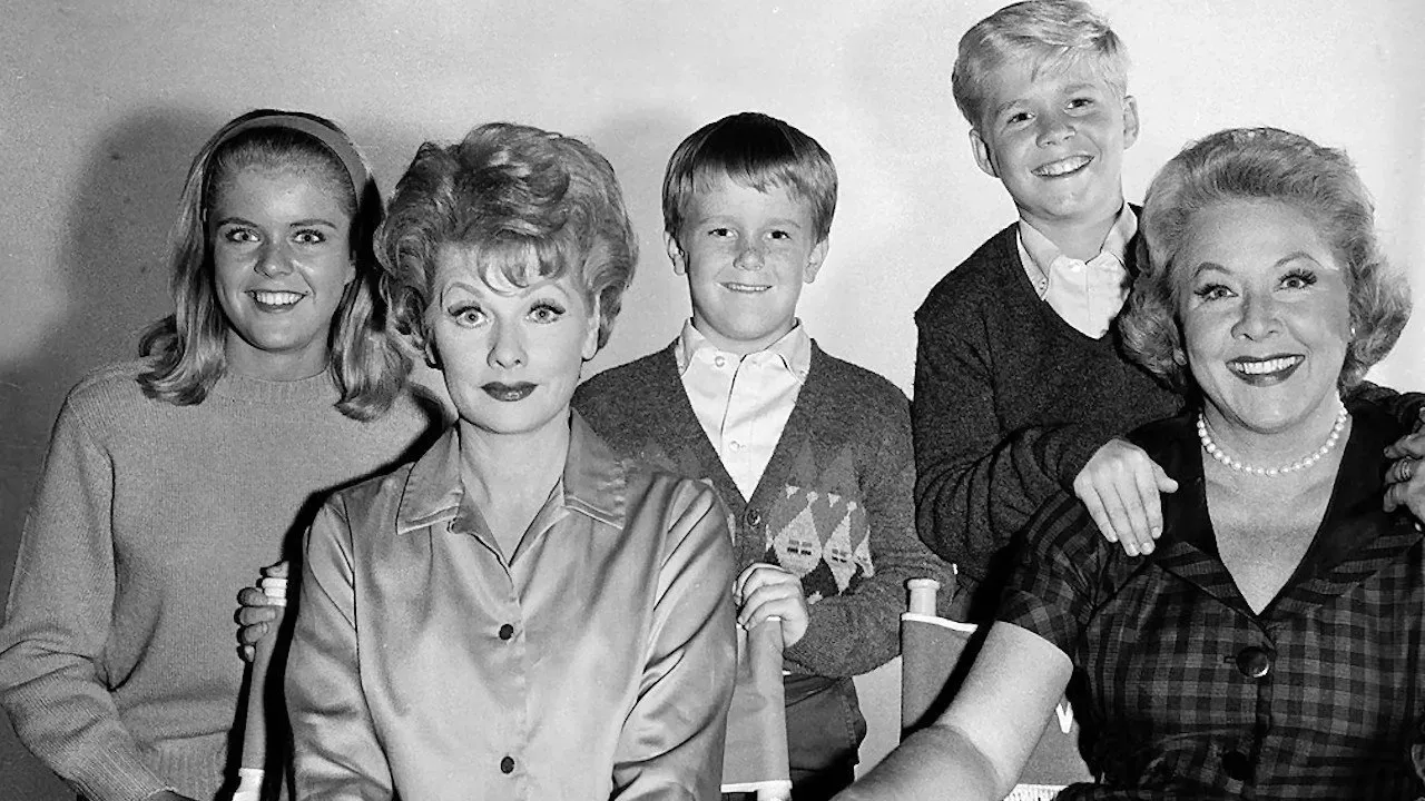 خلفية لـ The Lucy Show