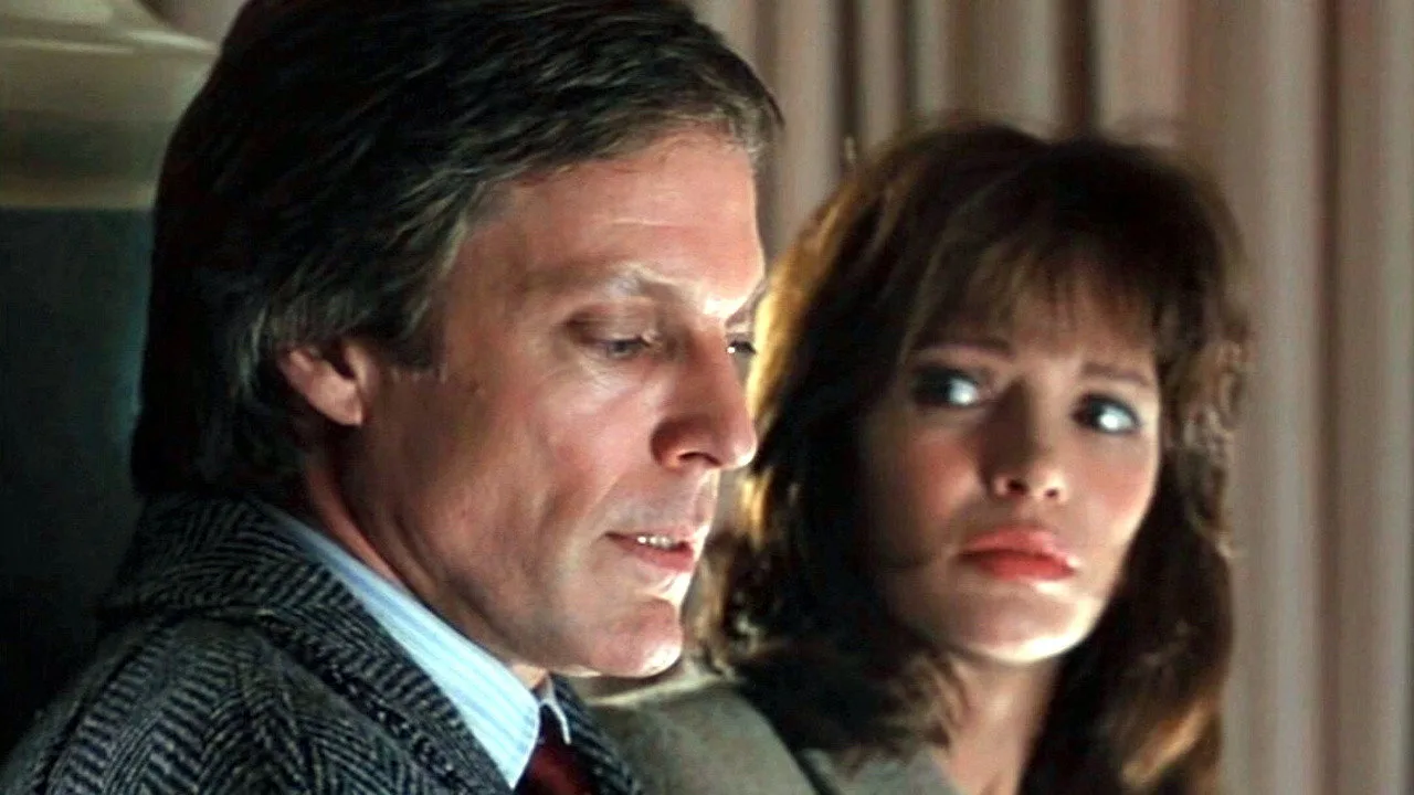 The Bourne Identity için arka plan görseli
