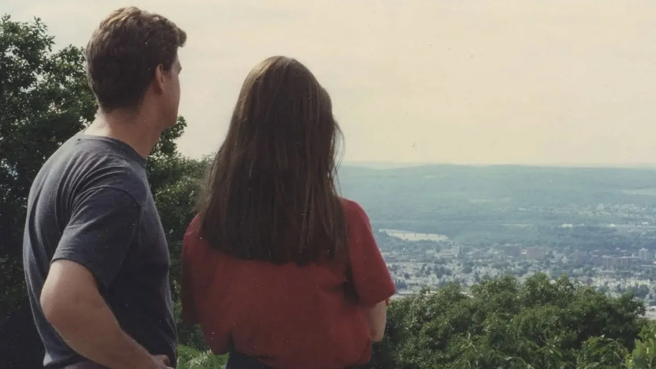 Honeymoon için arka plan görseli