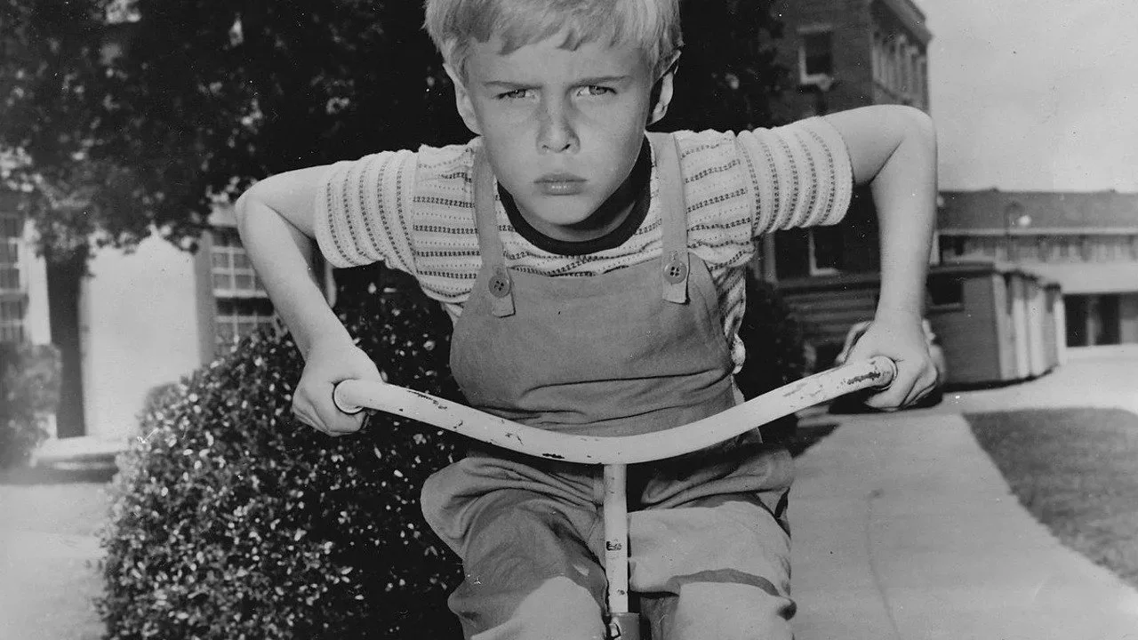 خلفية لـ Dennis the Menace