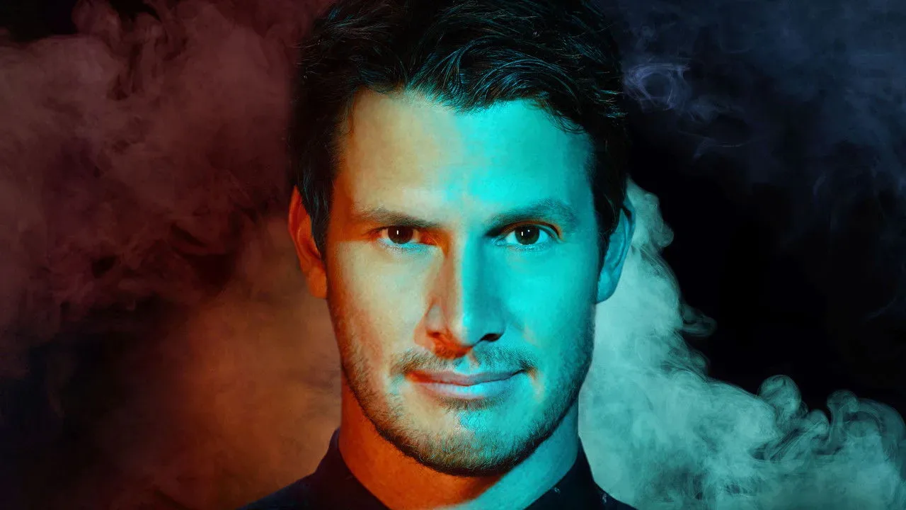 خلفية لـ Tosh.0