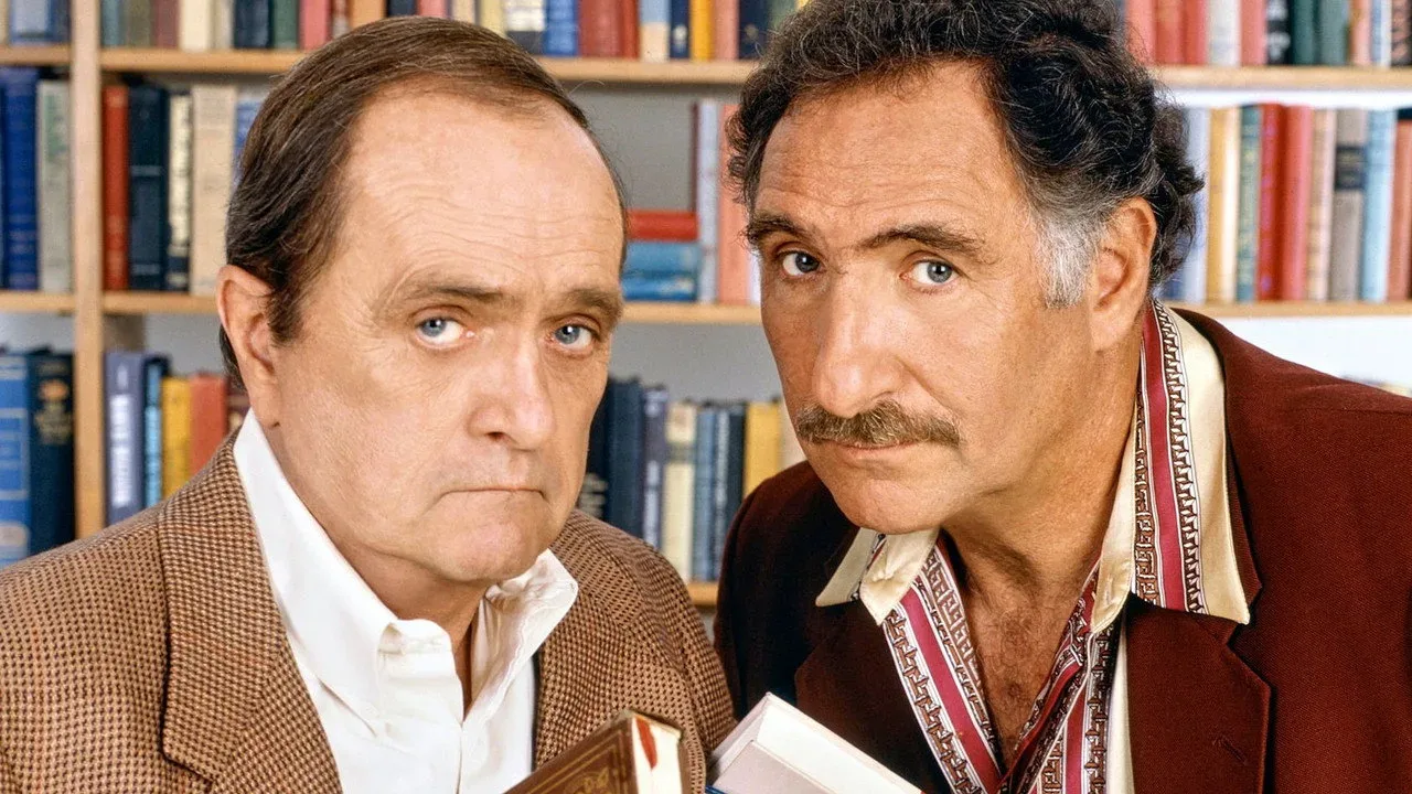 خلفية لـ George & Leo