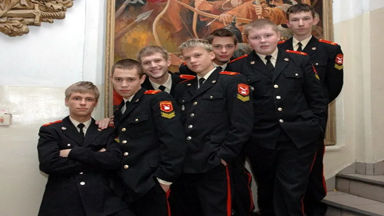 خلفية لـ Cadetship