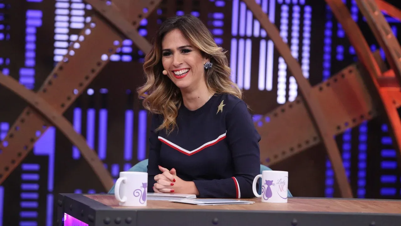 خلفية لـ Lady Night