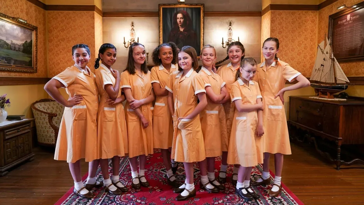 خلفية لـ Malory Towers