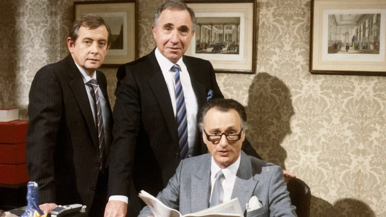 خلفية لـ Yes Minister