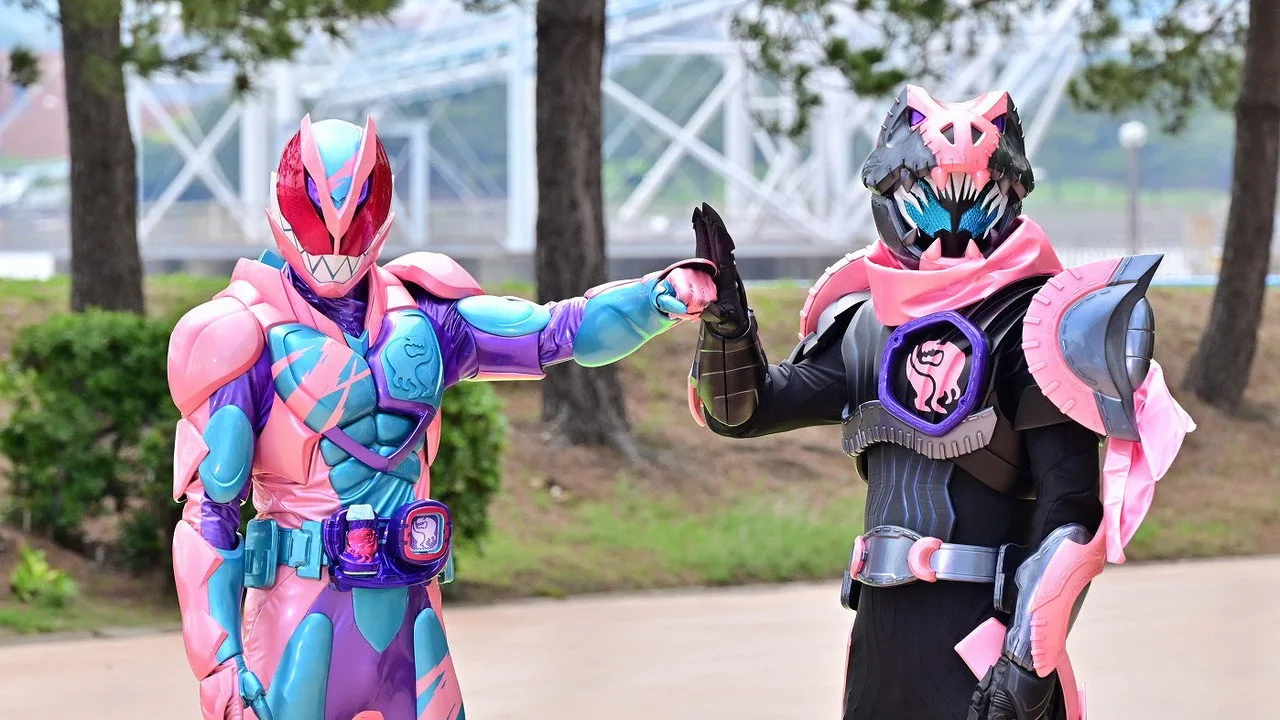仮面ライダーリバイス