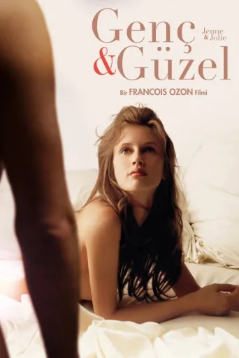 Genç ve Güzel afişi