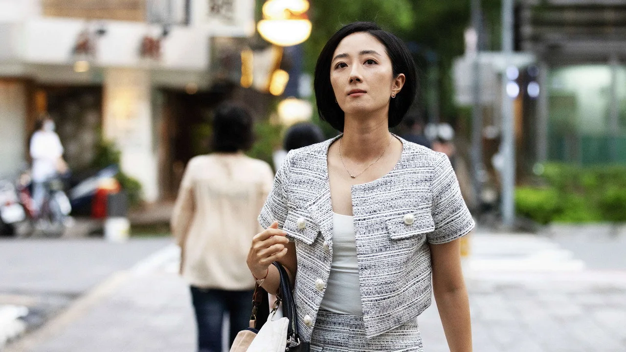 Women in Taipei için arka plan görseli