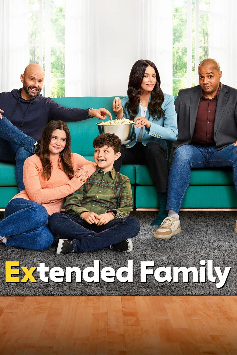 ملصق Extended Family