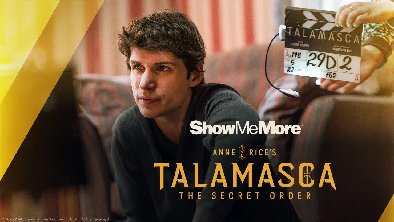 خلفية لـ Show Me More