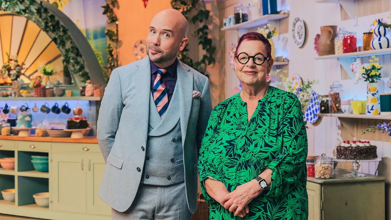 Фоновое изображение для The Great British Bake Off: An Extra Slice