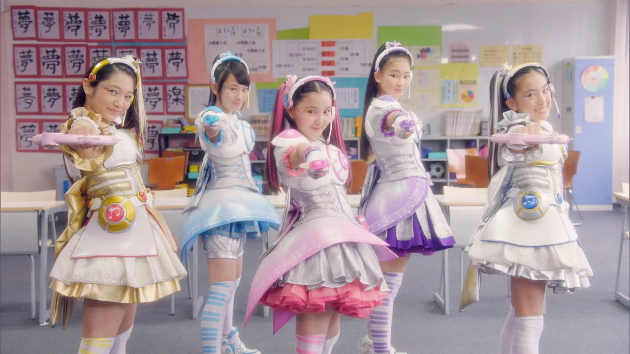 خلفية لـ Idol × Warrior Miracle Tunes!