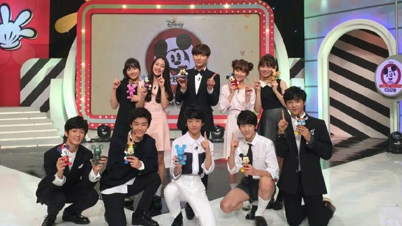Фоновое изображение для Mickey Mouse Club