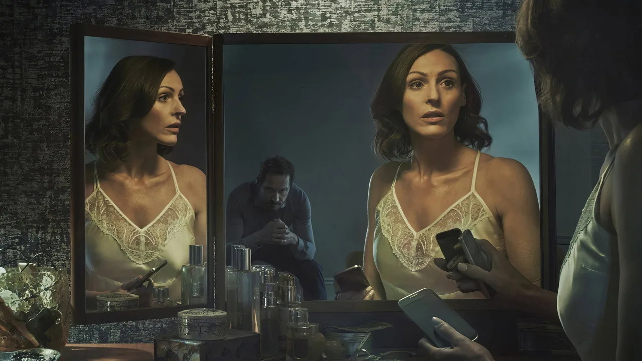 Фоновое изображение для Doctor Foster
