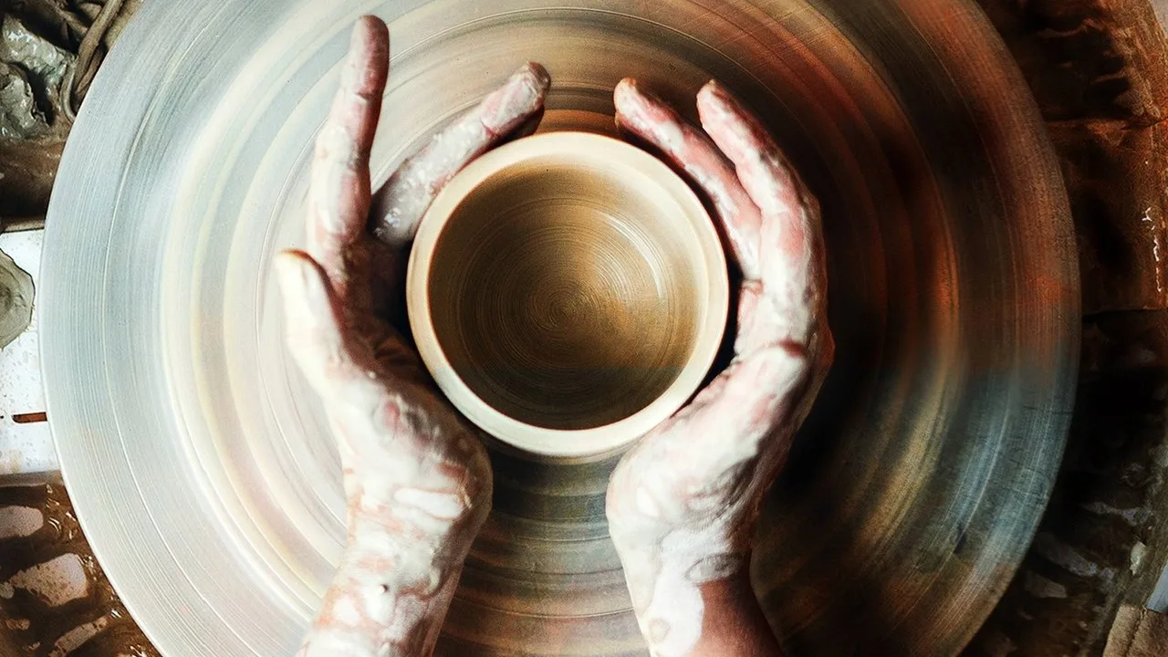 Фоновое изображение для The Great Pottery Throw Down