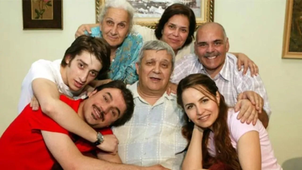 Фоновое изображение для Geniş Aile