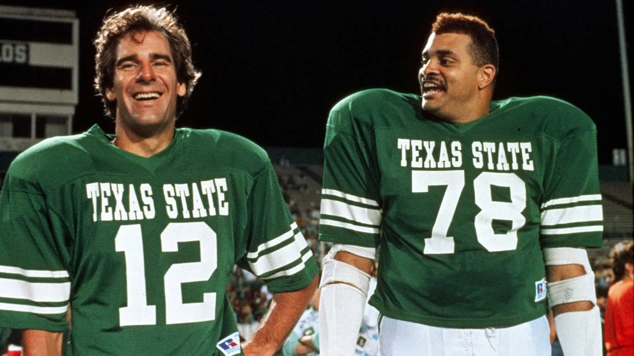 Necessary Roughness için arka plan görseli