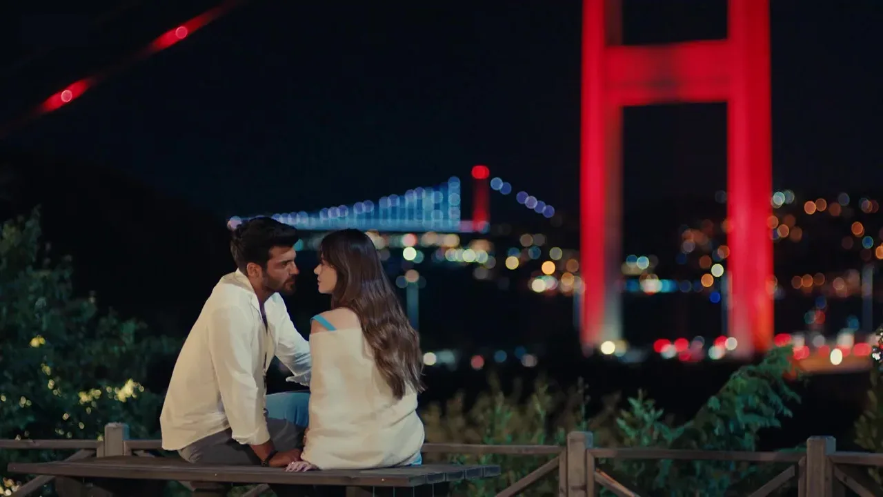 خلفية لـ Bay Yanlış