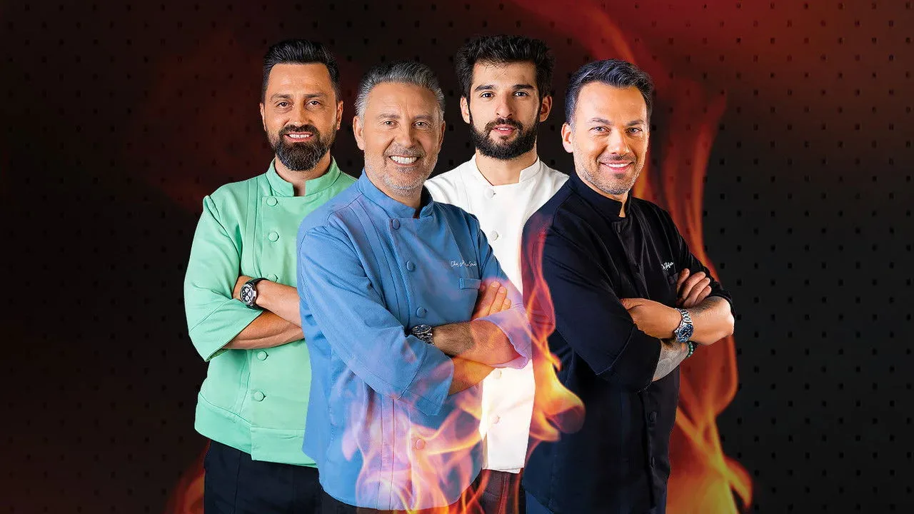 خلفية لـ Chefi la cuțite