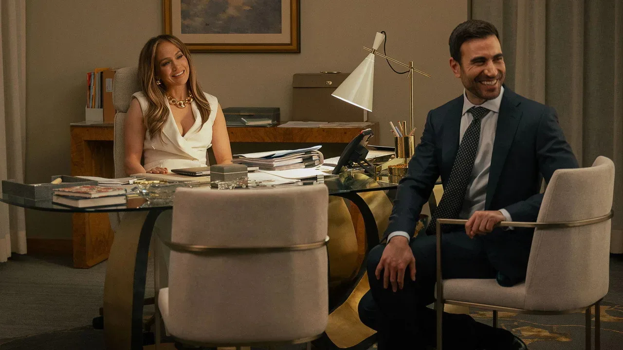 Office Romance için arka plan görseli