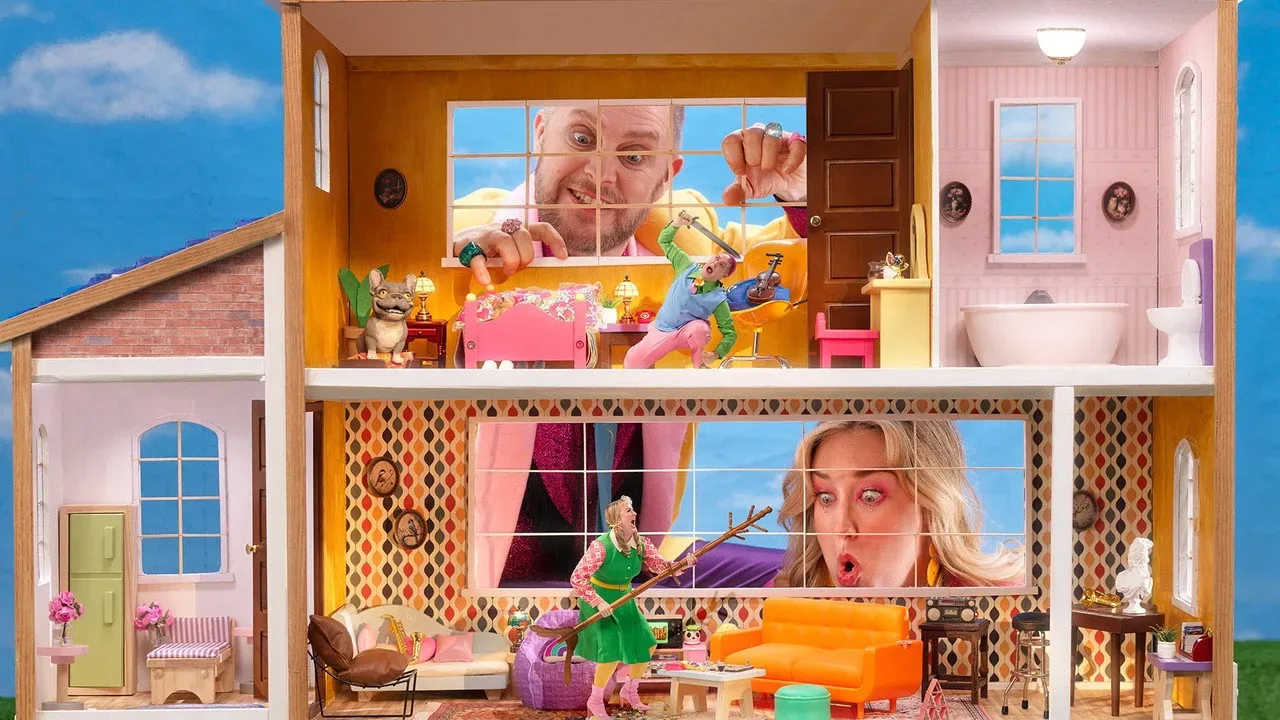 خلفية لـ Weird Kids