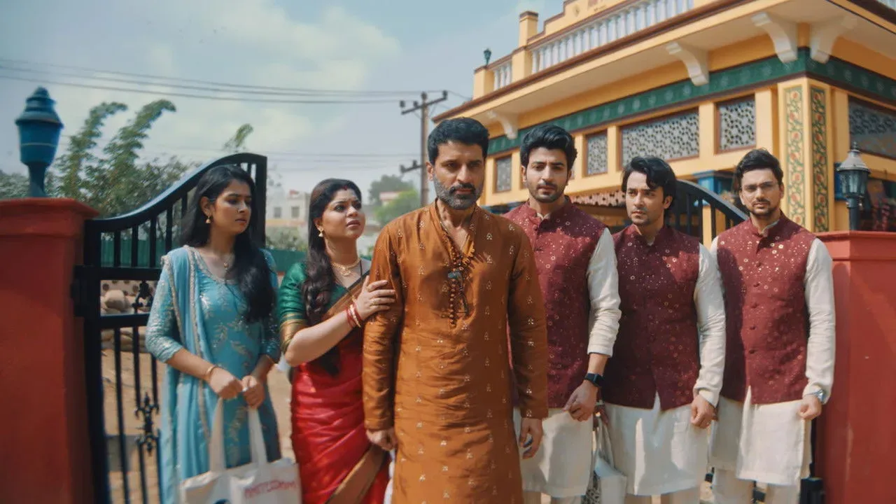 خلفية لـ Mahadev & Sons