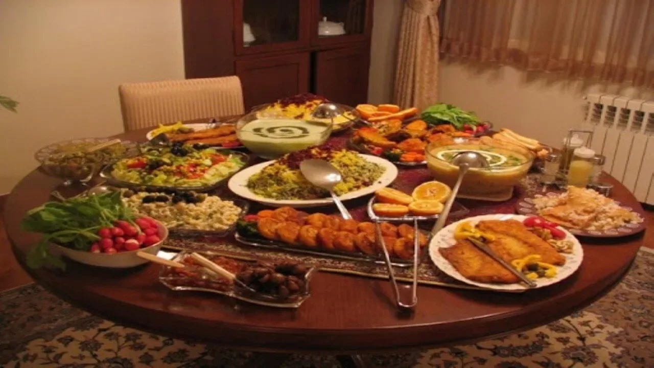 خلفية لـ Iranian Dinner 3