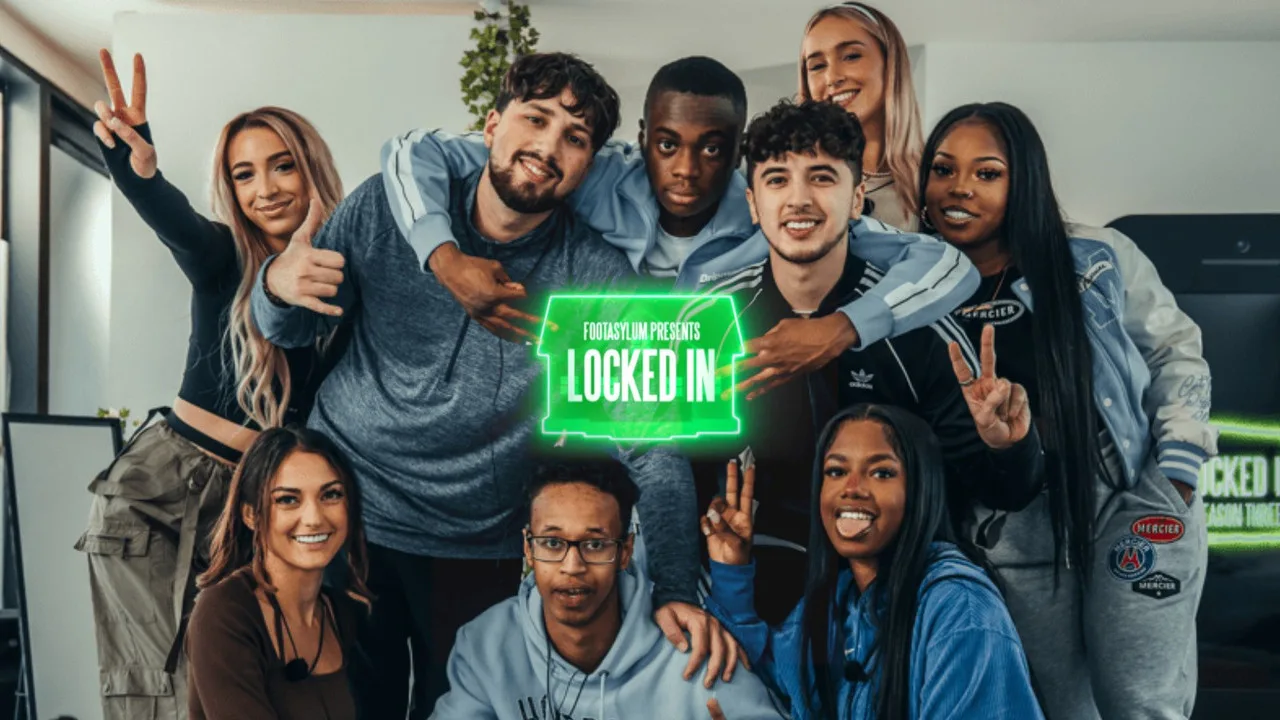 Фоновое изображение для Locked In