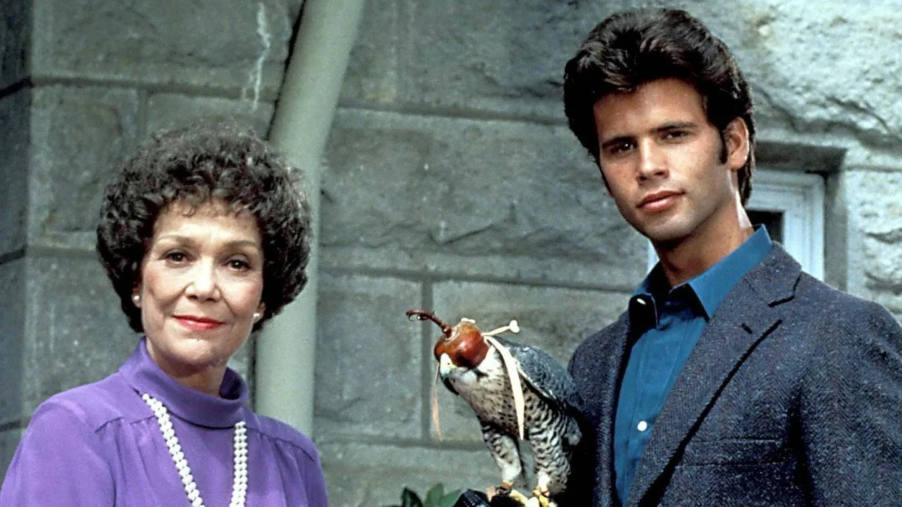 Fondo para Falcon Crest