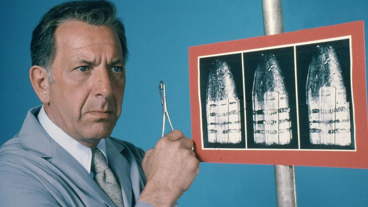 خلفية لـ Quincy, M.E.