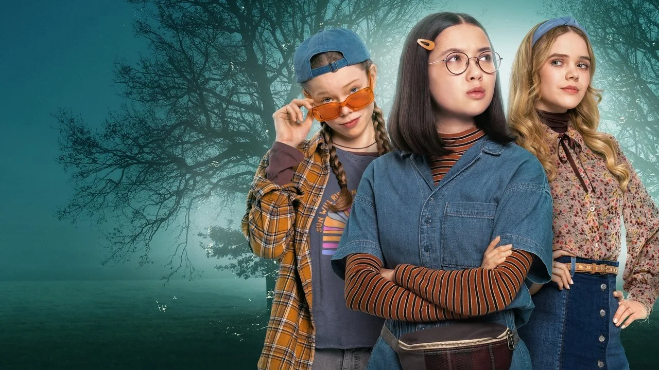 The Three Detectives için arka plan görseli