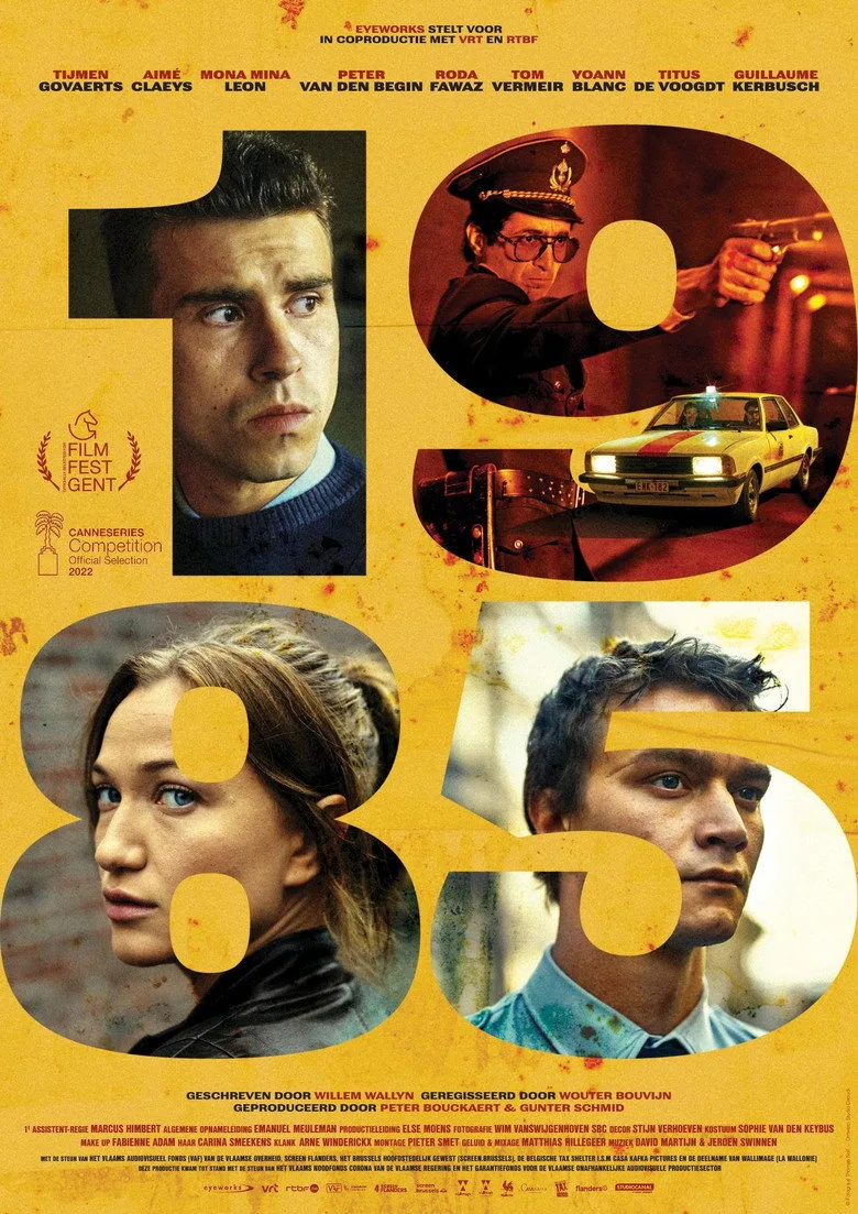 Credit poster