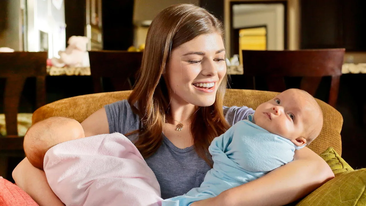 Double Mommy için arka plan görseli