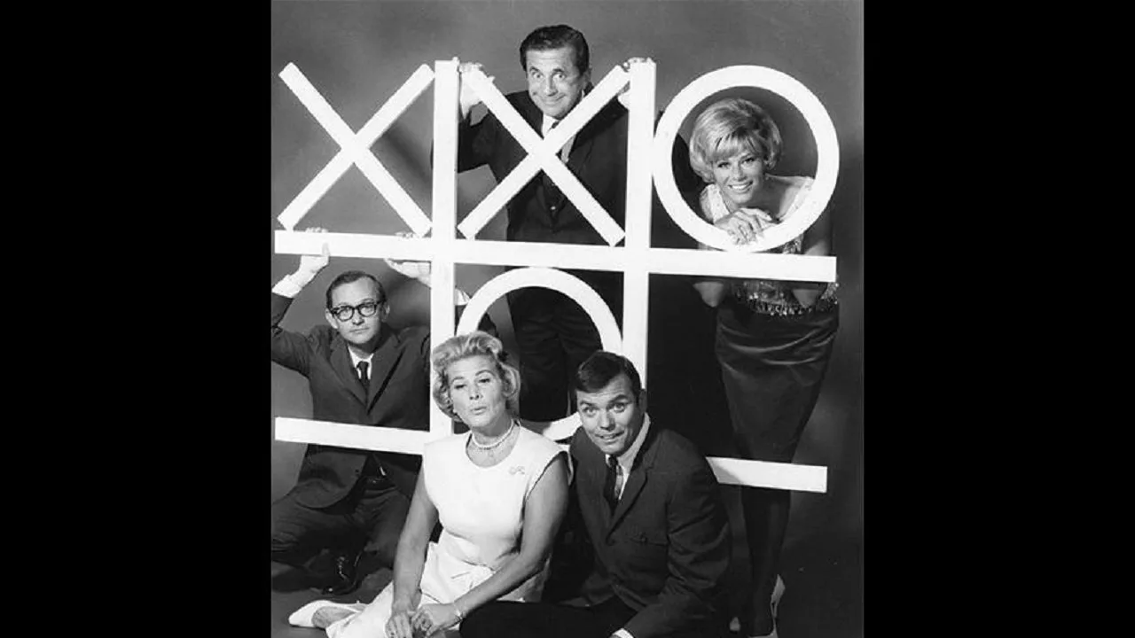 Hollywood Squares için arka plan görseli