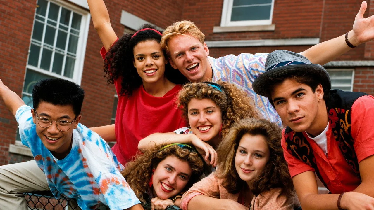 خلفية لـ Degrassi High