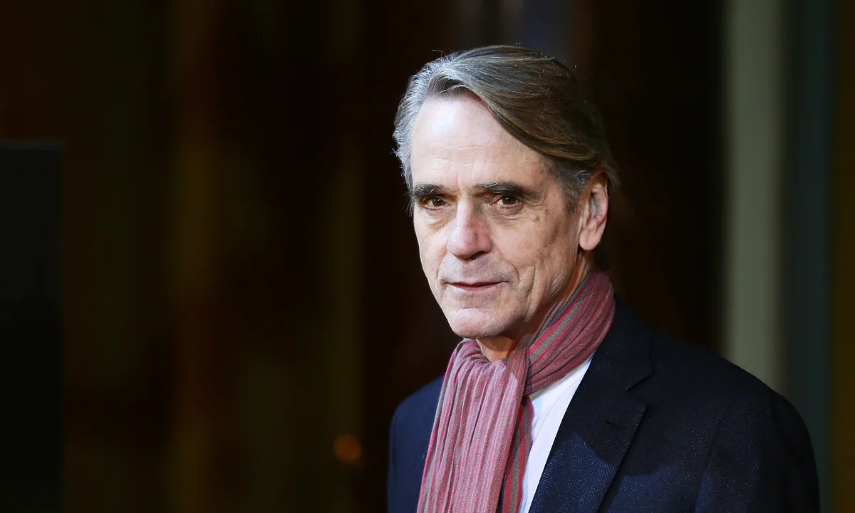 Jeremy Irons, Deepa Mehta’nın yeni filmi Sher’e katıldı