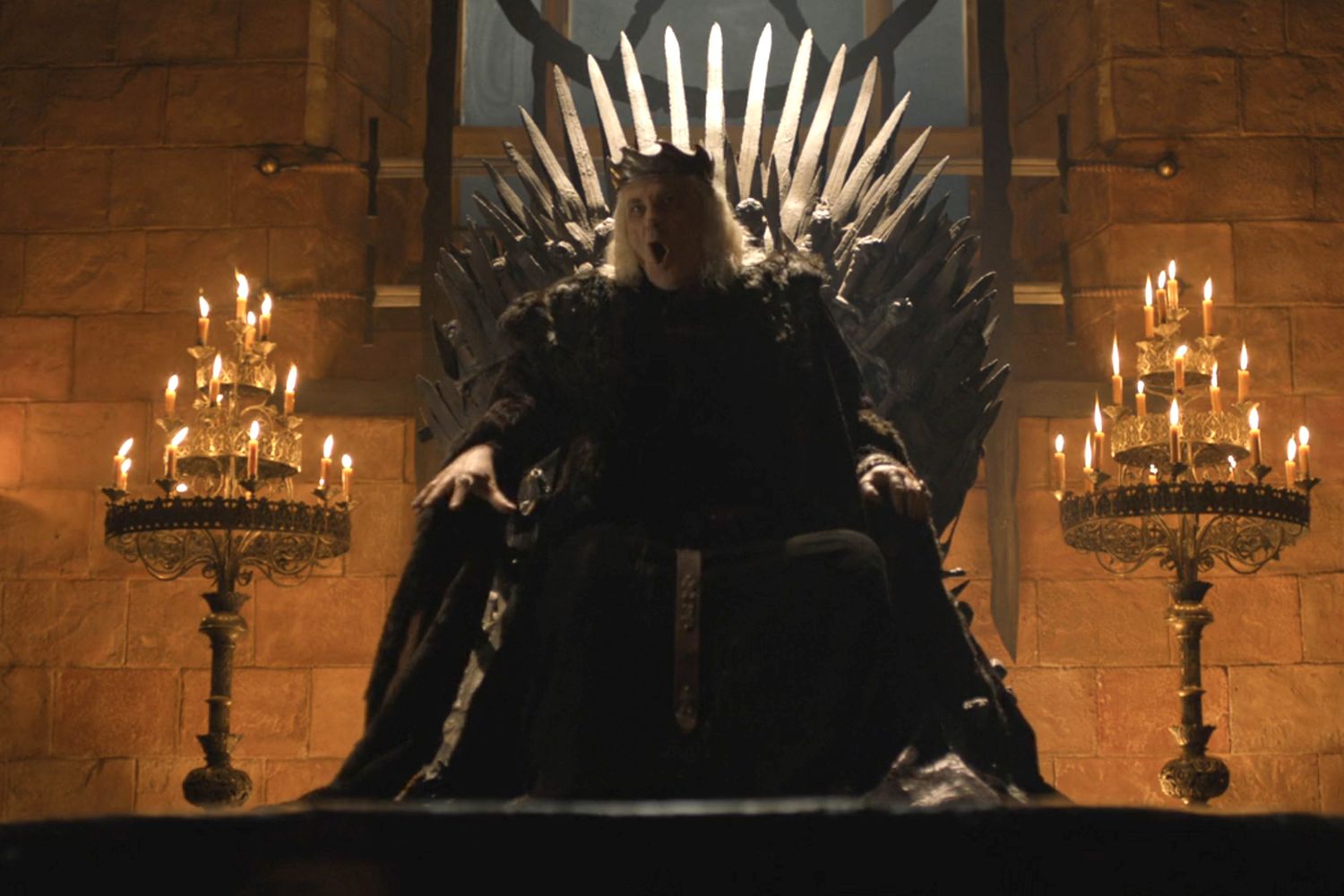 25 Temmuz’da başlayacağı açıklanmıştı: The Mad King beşinci kez perde açamadı